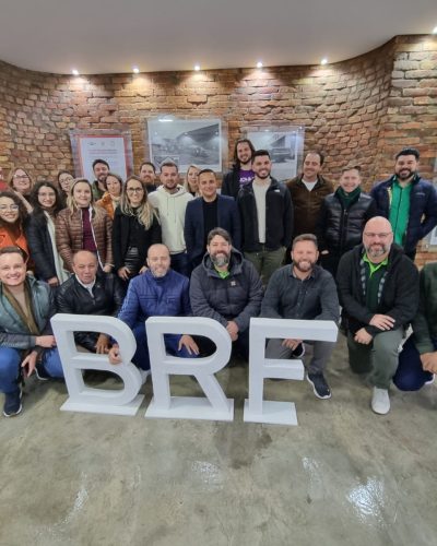 Núcleo de Jovens Empreendedores da ACIAA Visita Videira: Uma Experiência Inesquecível